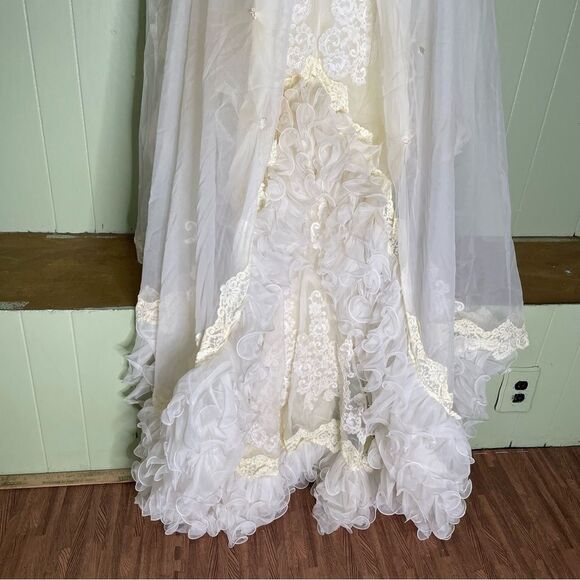 Vintage‎ 90's Beaded Puff Sleeve Train Wedding Dress Size 10 - Picture 7 of 13